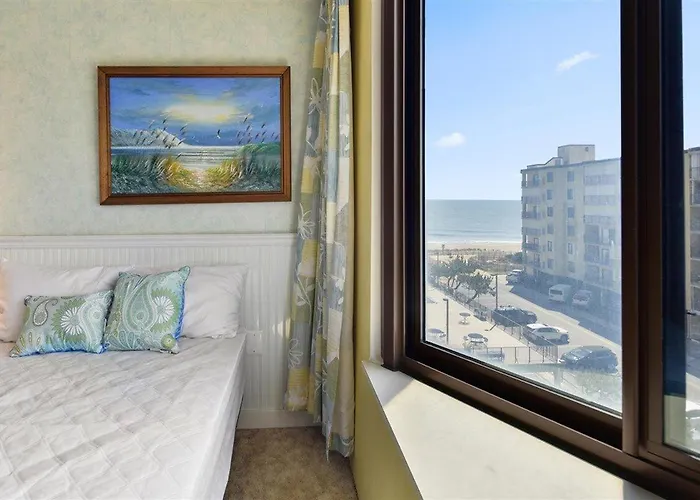 2 Bedroom With Ocean View And Outdoor Pool! Ocean Stadt