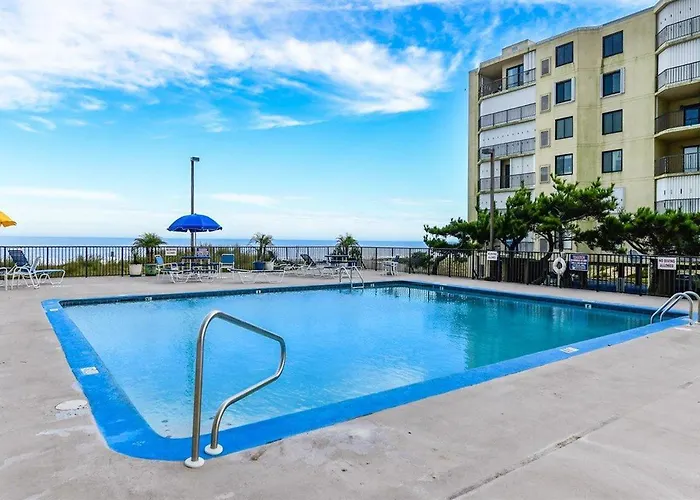 2 Bedroom With Ocean View And Outdoor Pool! Ferienhaus